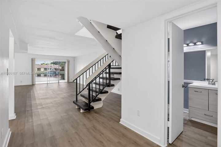 Property Photo: 9703 N New River Canal Rd 103 FL 33324