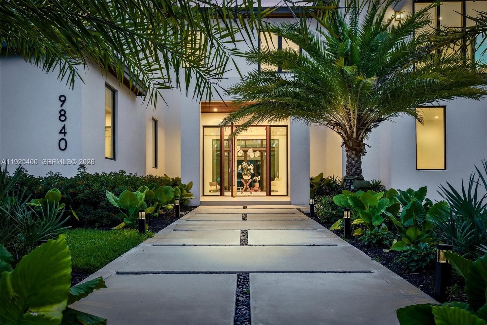 Property Photo:  9840 SW 73rd Ct  FL 33156 