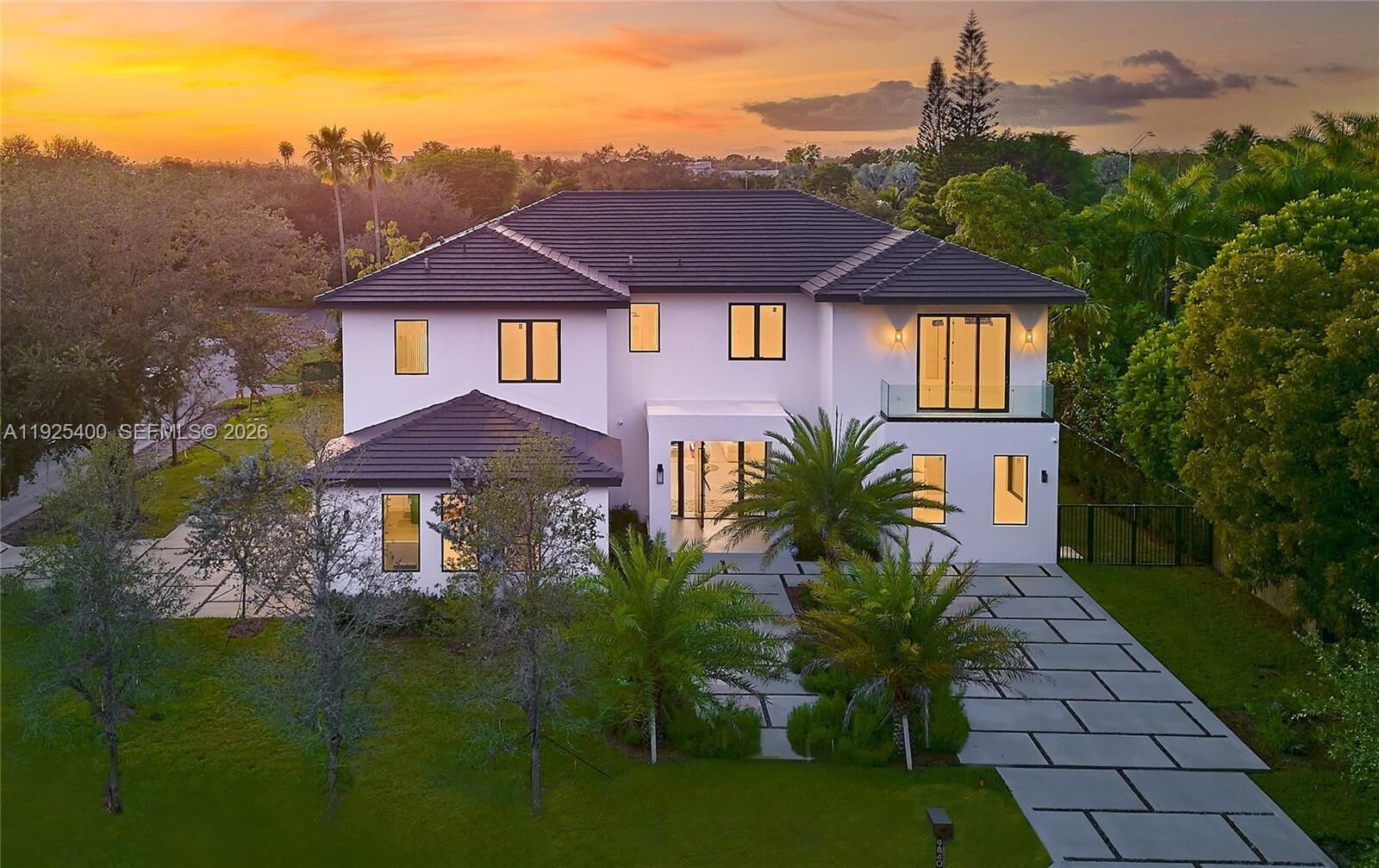 Property Photo: 9840 SW 73rd Ct FL 33156