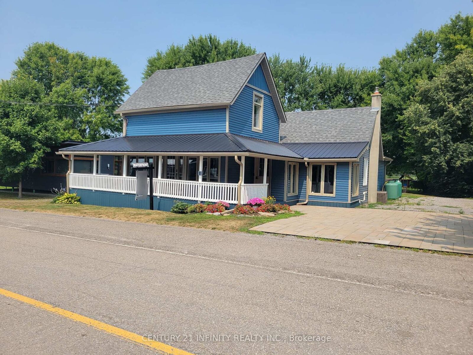 Property Photo: 11 Campbell Street ON K0G 1V0