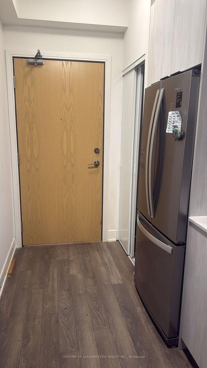 Property Photo: 1350 Ellesmere Road 613 ON M1P 0G6