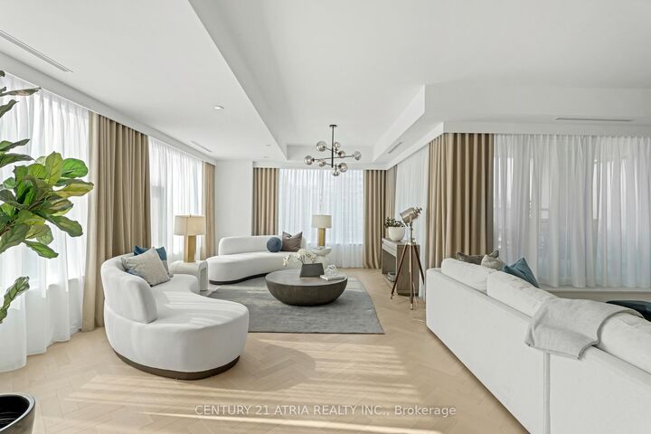 Property Photo: 455 Wellington Street W 810 ON M5J 2R2