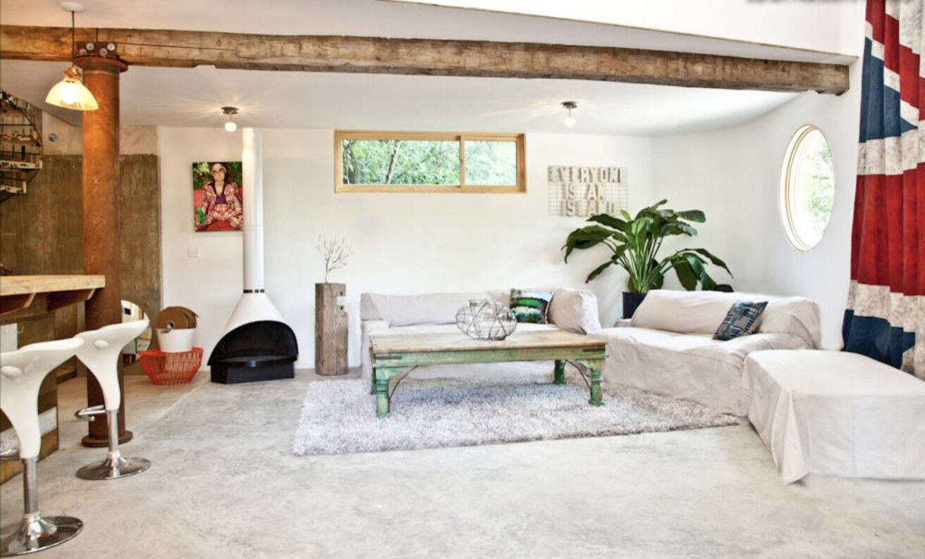 Property Photo:  801 Post Oak Street  TX 78704 