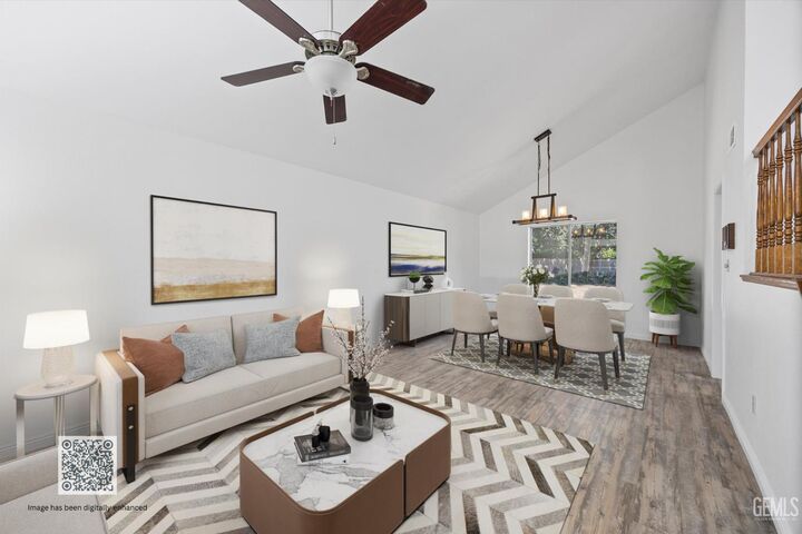 Property Photo:  601 Las Arenas Court  CA 93314 