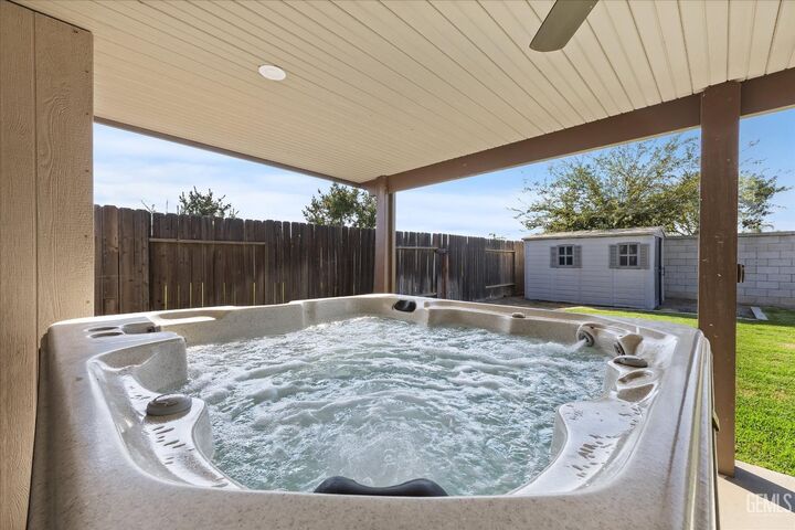 Property Photo: 12305 Quiet Pasture Drive CA 93312