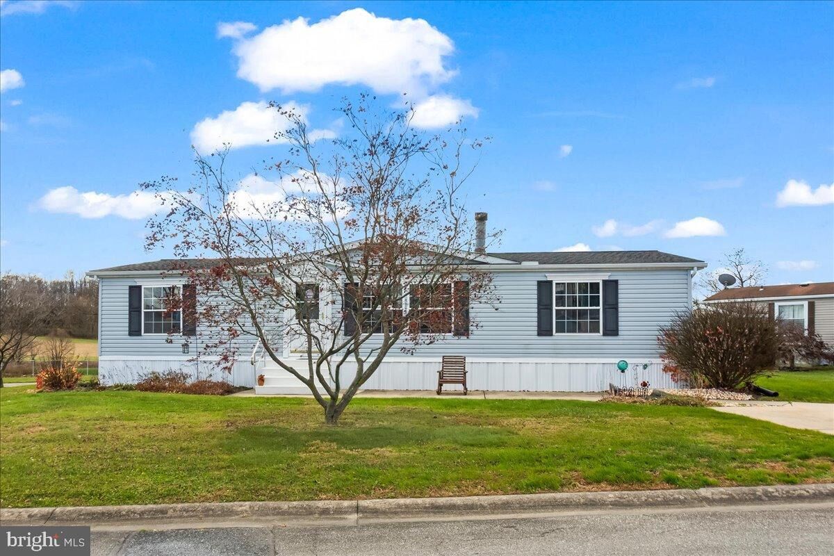 Property Photo:  801 Birch Street  PA 17560 