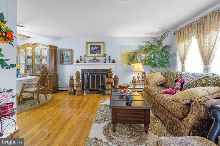 Property Photo: 15 Byrd Court DE 19808