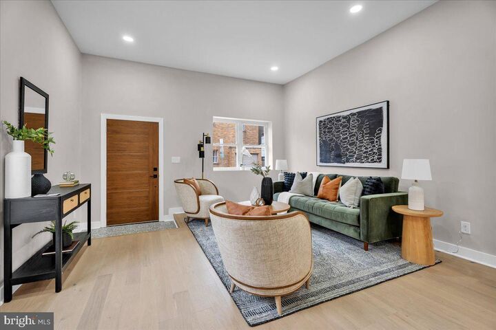 Property Photo:  1126 Mifflin Street  PA 19148 