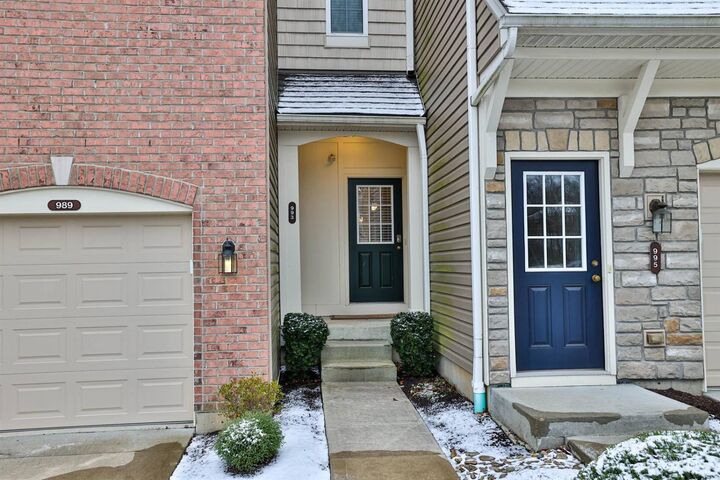 Property Photo: 993 Lost Crossing OH 45231