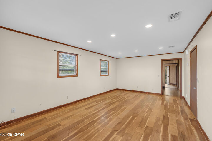 Property Photo:  1332 N Palo Alto Avenue  FL 32401 