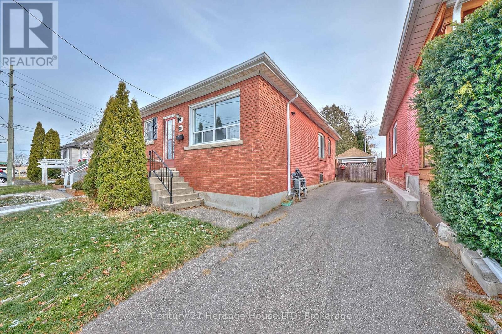 Property Photo:  78 Rodman Street  ON L2R 5E2 