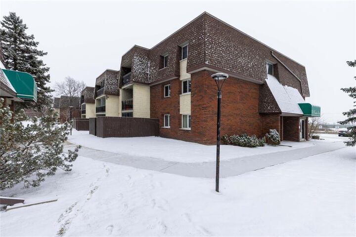 750 Kenaston Boulevard  Winnipeg MB R3N 1Y3 photo