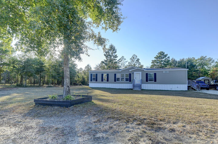 Property Photo:  5256 Mt. Olive Road  FL 32539 