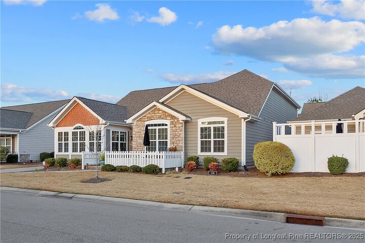 Property Photo: 176 Nandina Court NC 28311