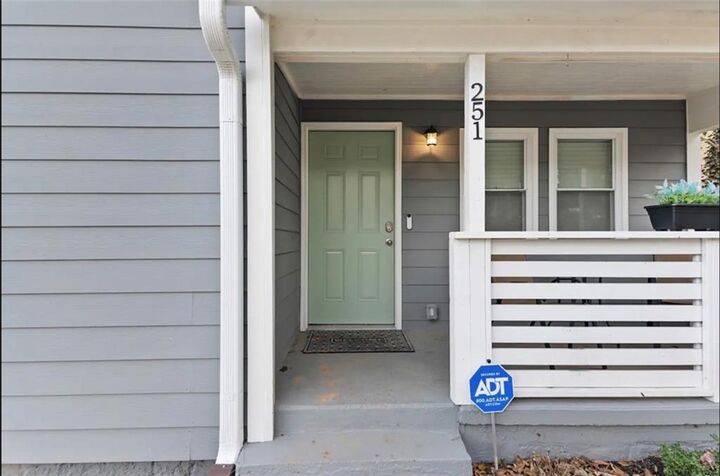 Property Photo:  251 Aurora Avenue NW  GA 30314 