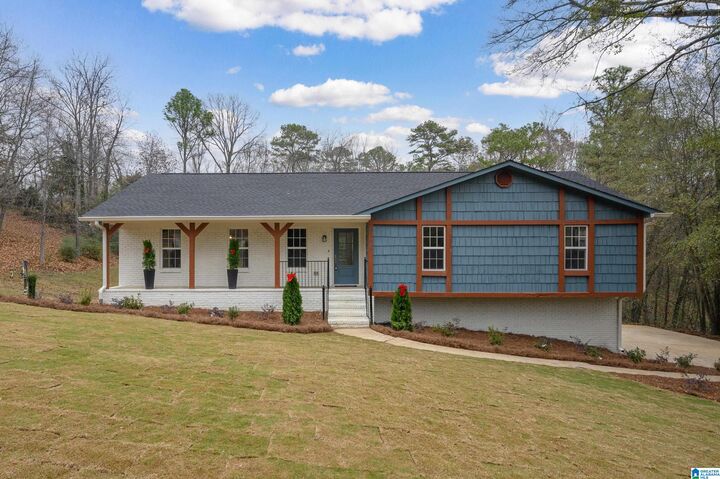 4704 Chippewa Lane  Pelham AL 35124 photo