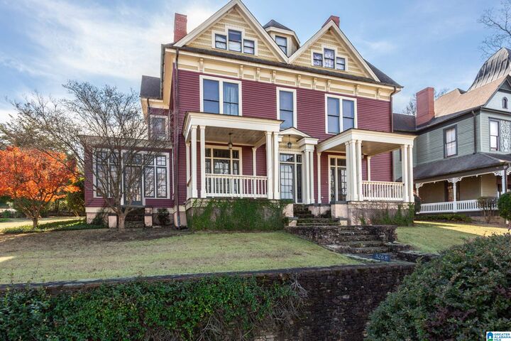 Property Photo: 326 E 7th Street AL 36207