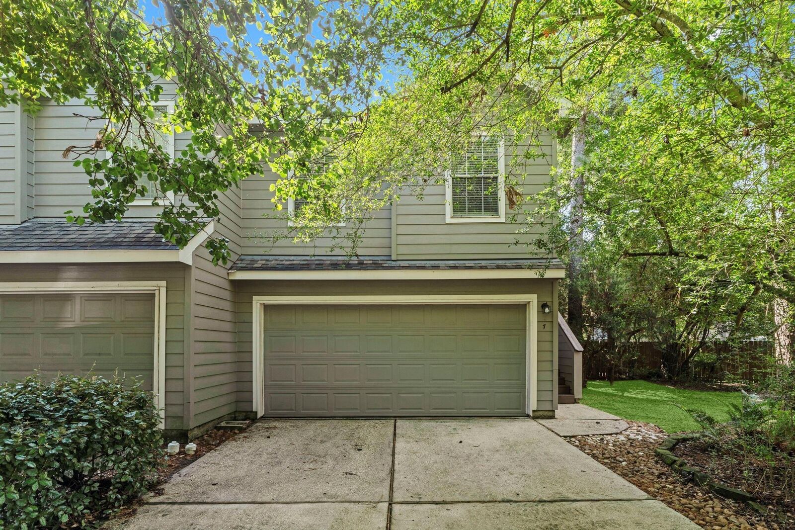 Property Photo: 7 Verbena Bend Place TX 77382