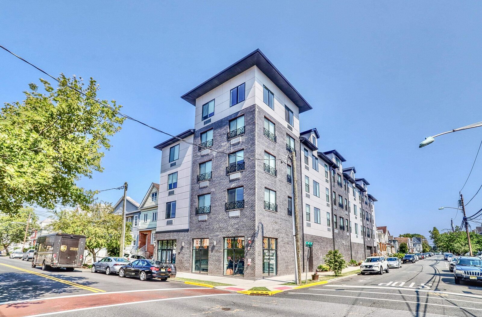 Property Photo: 140 Avenue B 302 NJ 07002