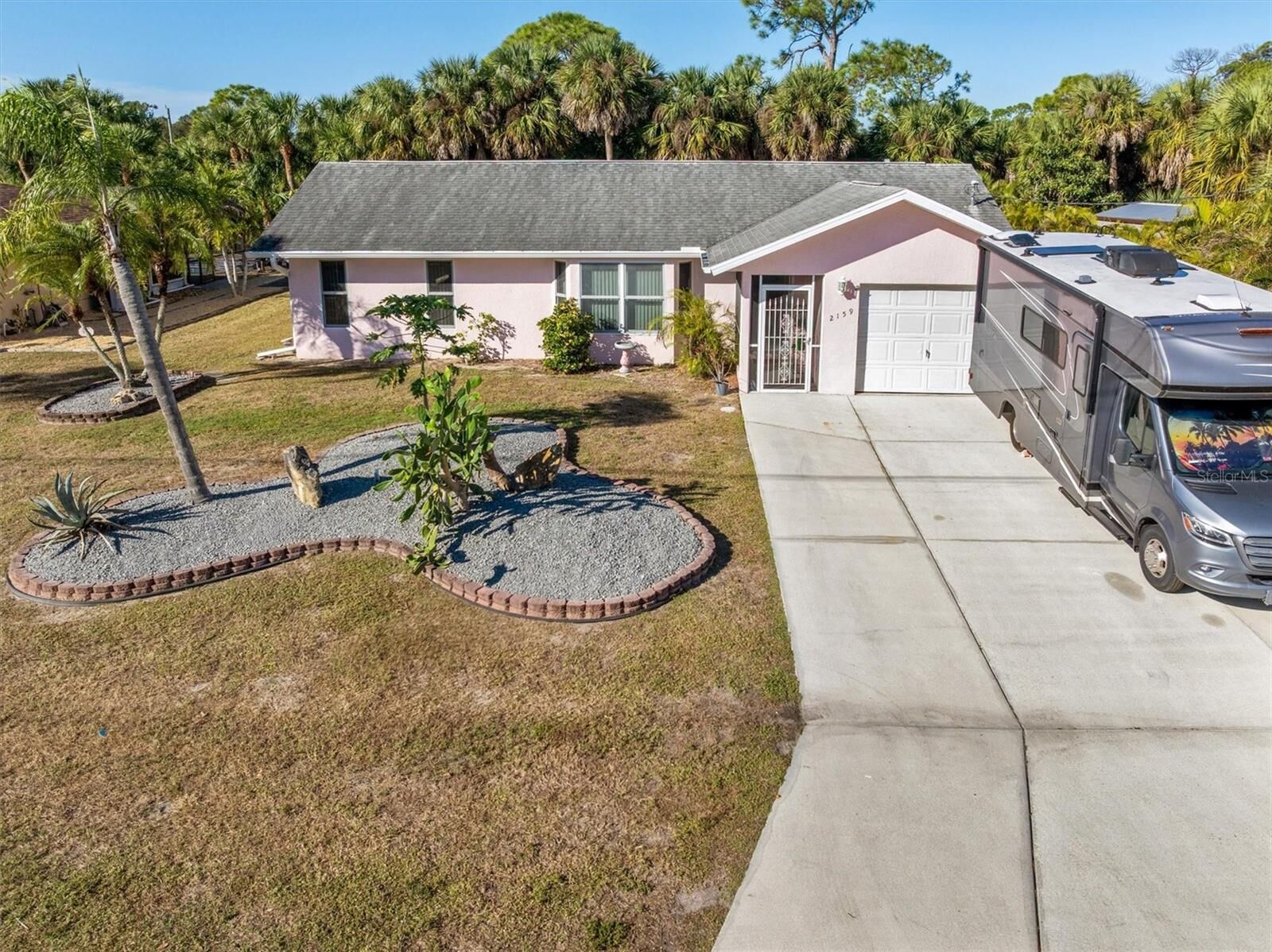 Property Photo:  2159 Bendway Drive  FL 33948 
