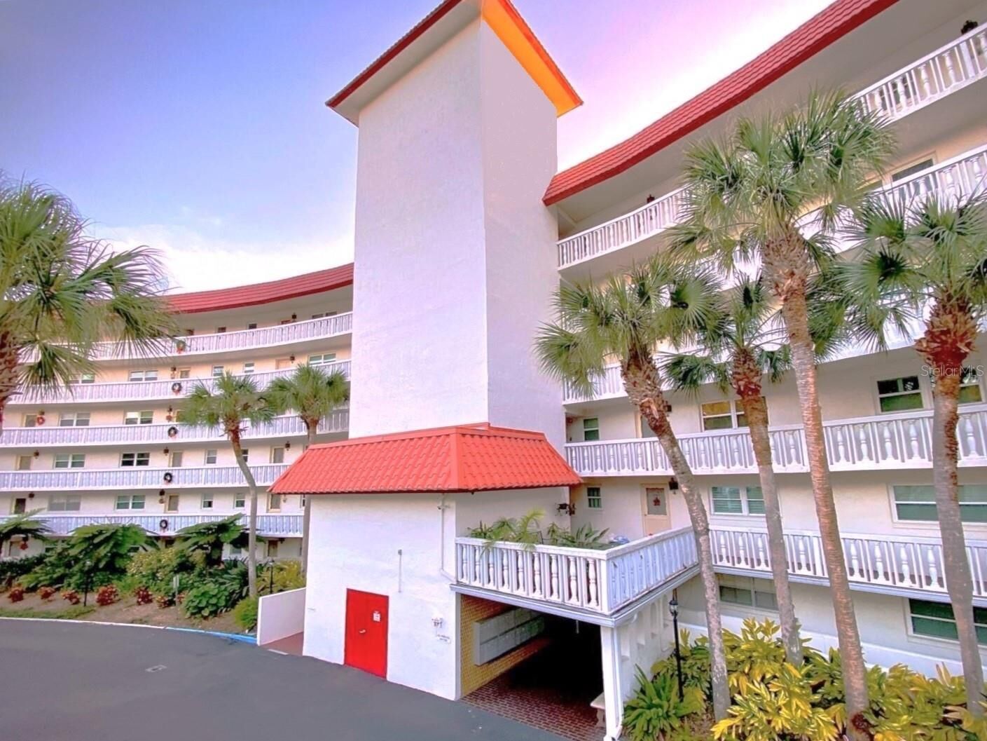 Property Photo: 601 N McDonald Street 206 FL 32757