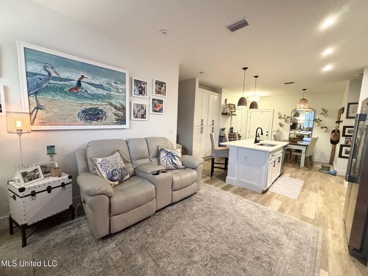 Property Photo: 2501 Bienville Boulevard MS 39564