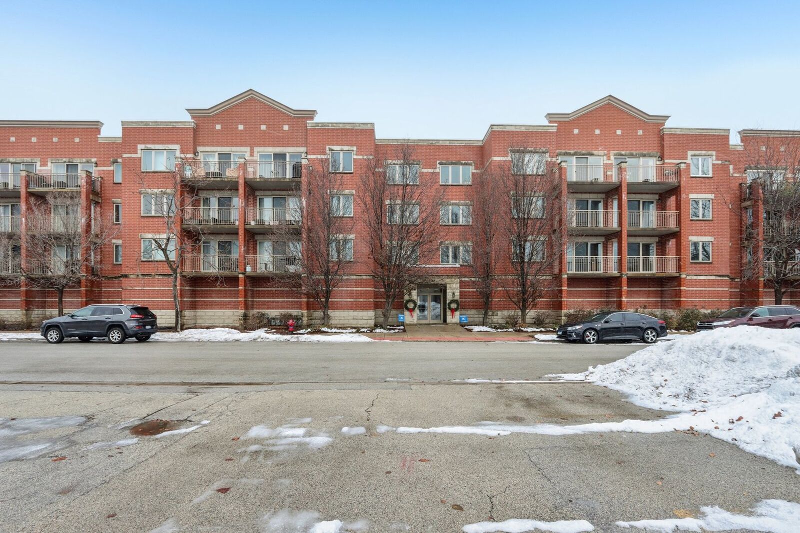 Property Photo: 9864 Leland Avenue 309 IL 60176