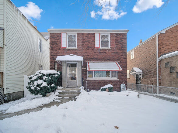 Property Photo: 10748 S Avenue N IL 60617
