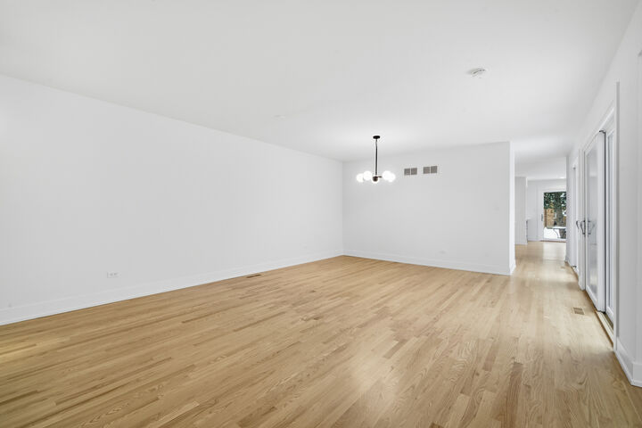 Property Photo: 2372 Salceda Drive 2372 IL 60062