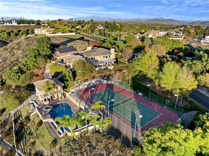 Property Photo:  43845 Calle De Velardo  CA 92592 