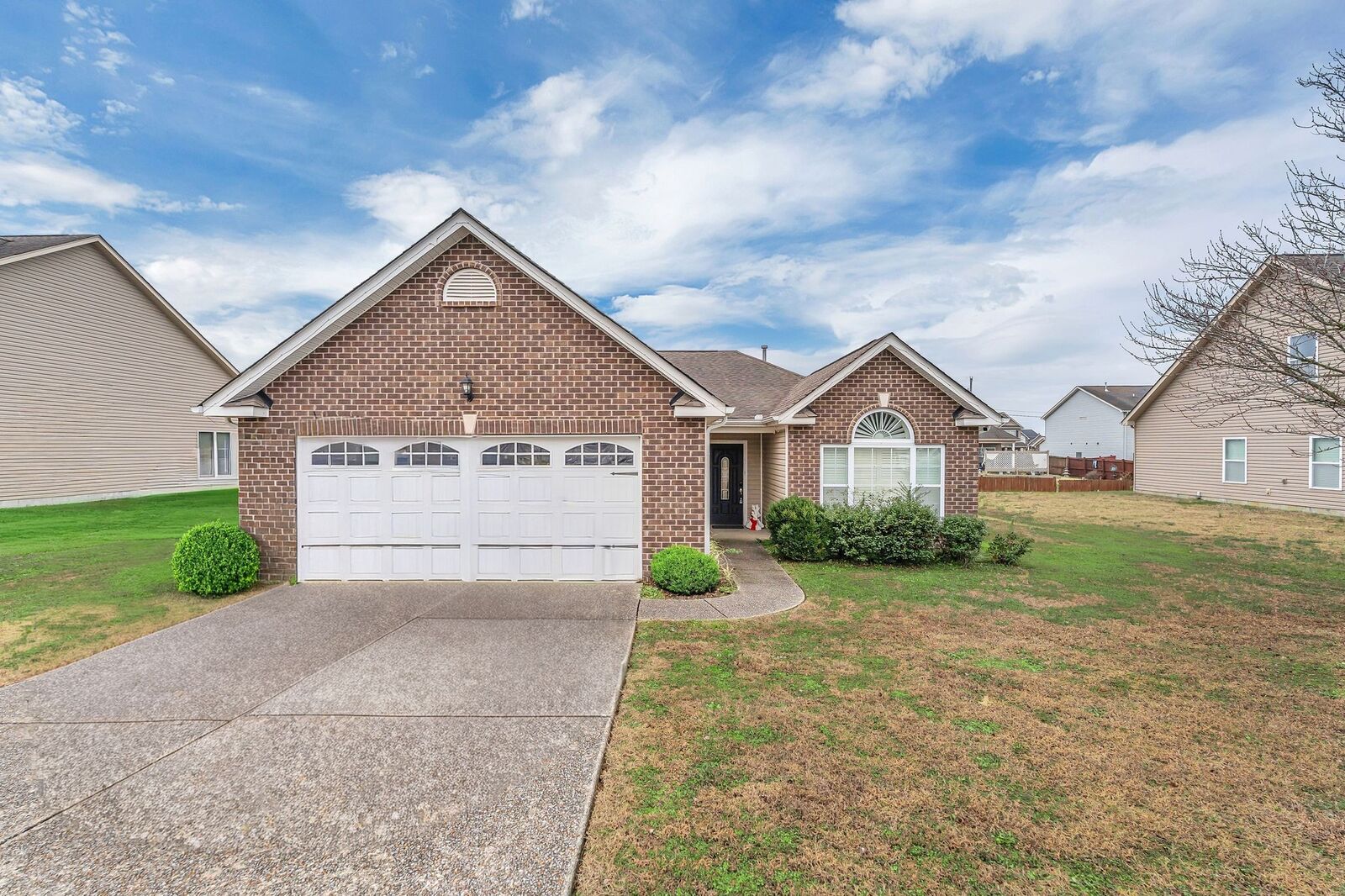 Property Photo:  1041 Campbell Ave  TN 37066 