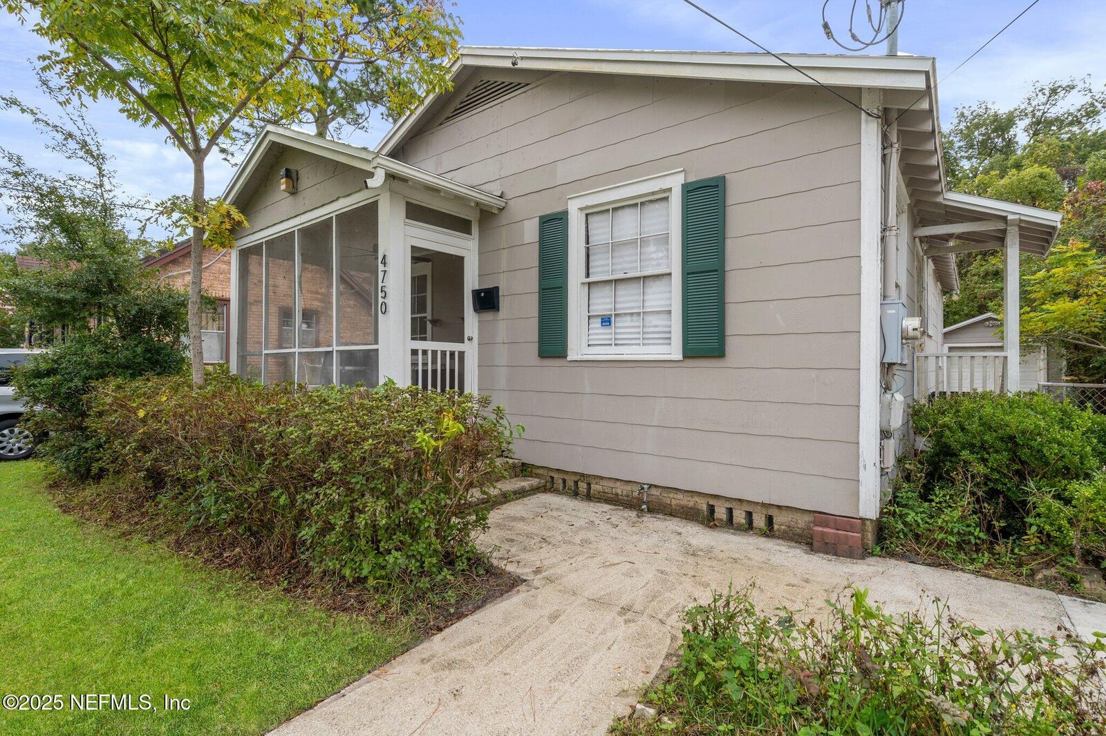 Property Photo: 4750 Attleboro Street FL 32205