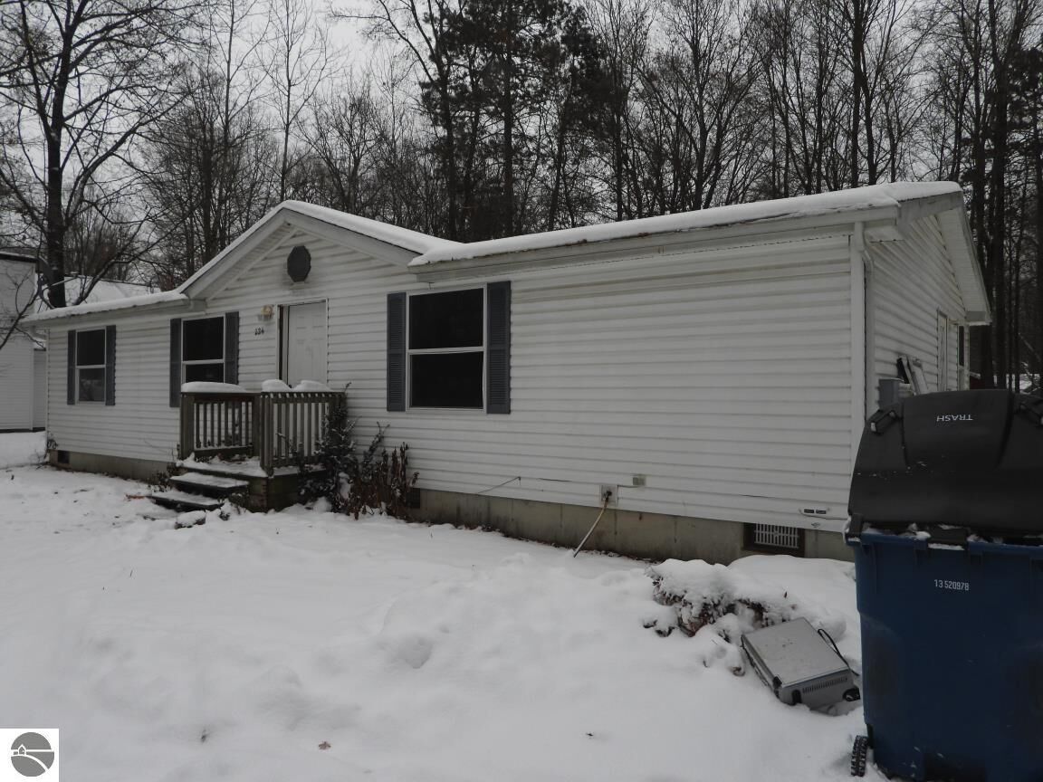Property Photo:  224 Radcliff Drive  MI 48629 