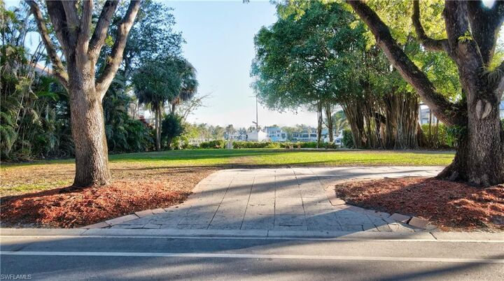 Property Photo:  442 18th Ave S  FL 34102 