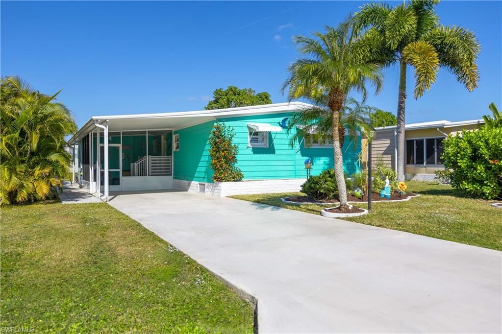 Property Photo:  216 Rookery Rd  FL 34114 