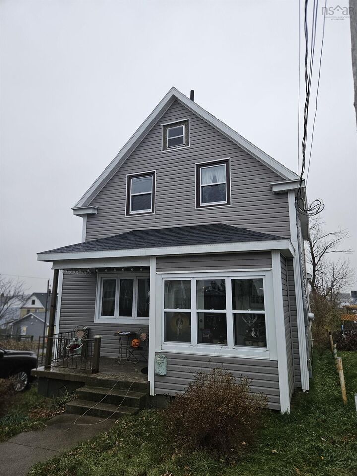 53 East Street — photo 1