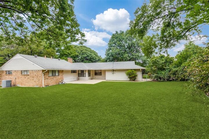 Property Photo:  601 Cliffside Drive  TX 75080 