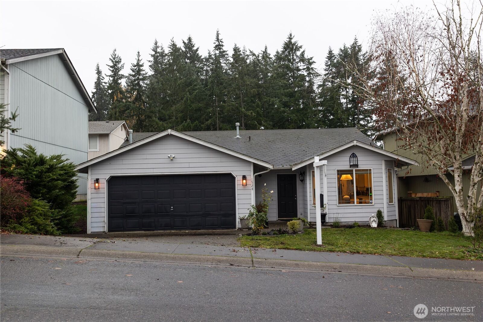 Property Photo:  1524 E 200th Street Ct  WA 98387 