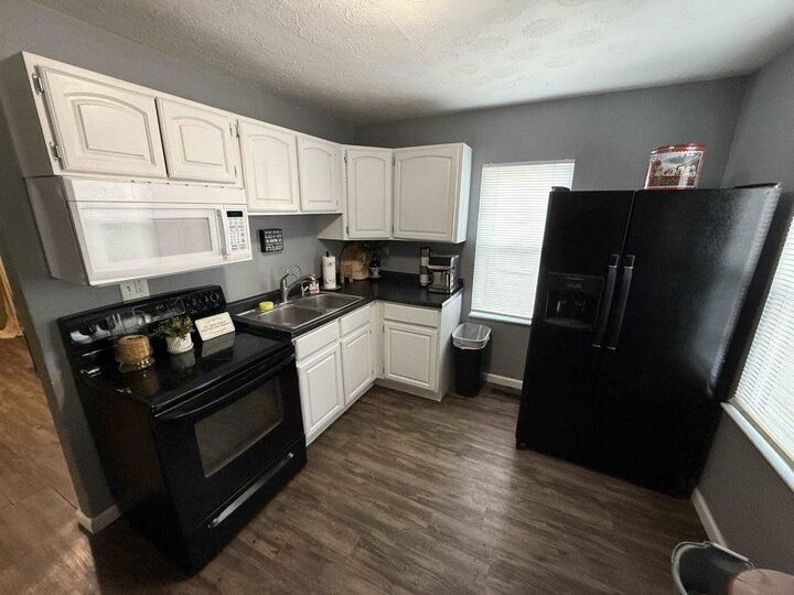 Property Photo: 325 NW M Street IN 47374