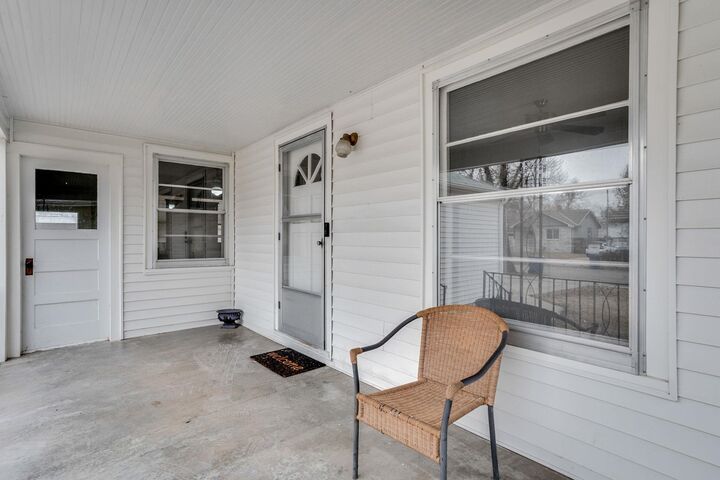 Property Photo:  2027 S Laura Ave  KS 67211 