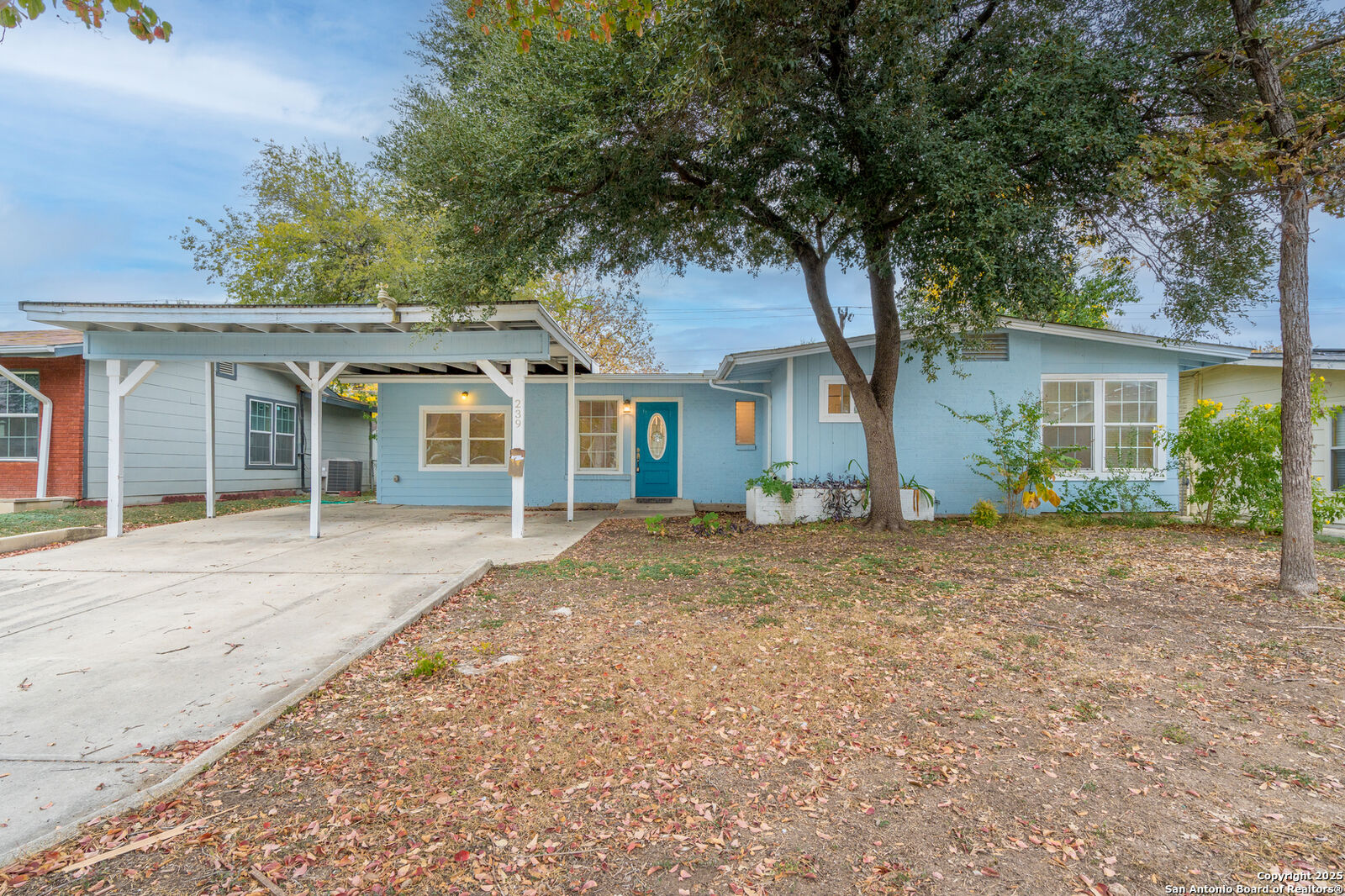 Property Photo:  239 Craigmont  TX 78213 