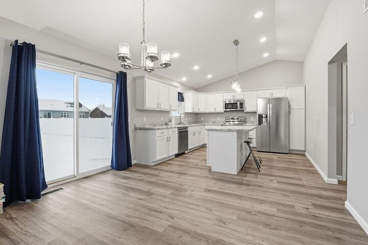 Property Photo:  2148 Cambridge Court  WI 53959 