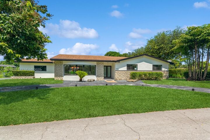 Property Photo: 7001 SW 126th St FL 33156