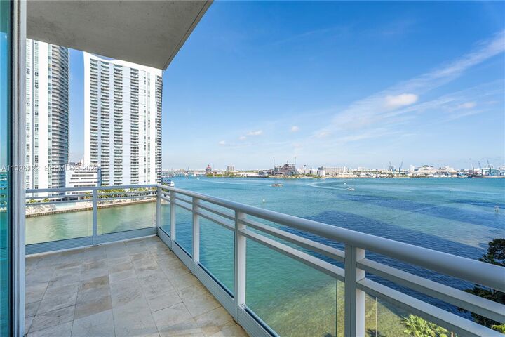 Property Photo:  900 Brickell Key Blvd 803  FL 33131 