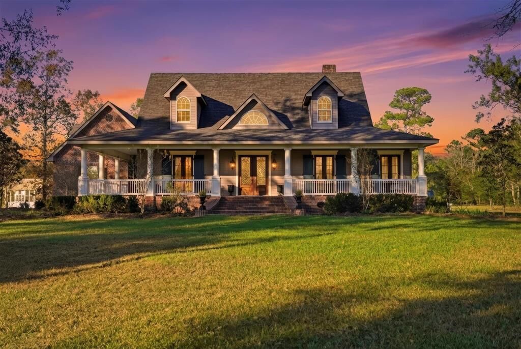 Property Photo: 17276 Ardoin Cove LA 70591