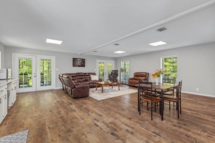 Property Photo: 3618 Cayton Rd Road LA 70669