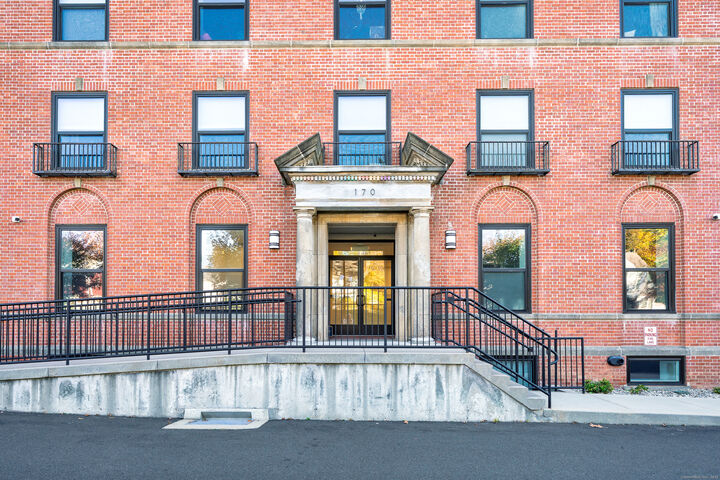 Property Photo: 170 Ridge Road 104 CT 06109