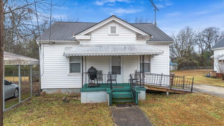 Property Photo:  550 Leaman Avenue  SC 29178 