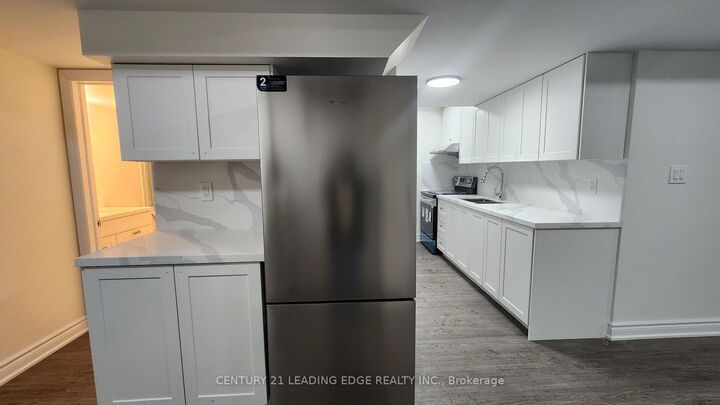 Photo de la propriété:  37 Greenview Circle Bsmt  ON L6A 0B5 