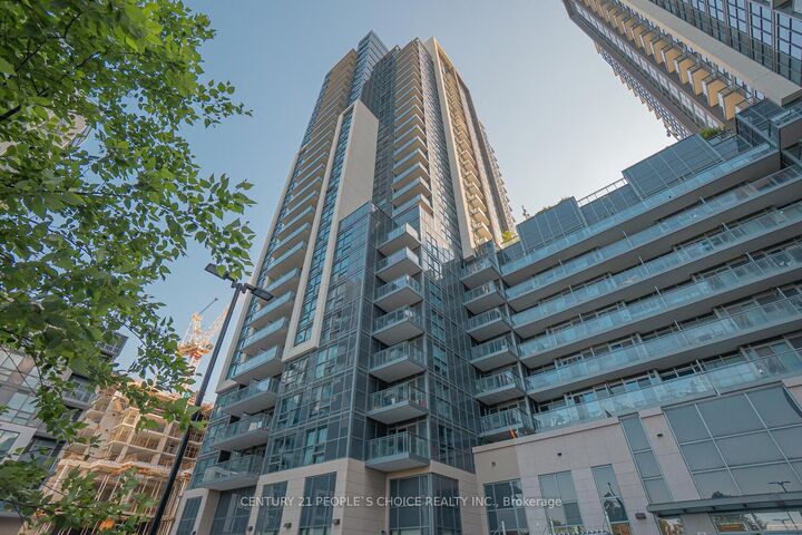 Photo de la propriété:  20 Meadowglen Place 2901  ON M1G 0A9 